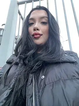 kiss Lissa online show from October 26, 2025, 2:17 pm