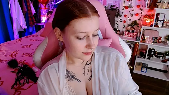 Snapshot of Ayla_Hicks chatting on February 28, 2026, 2:55 am Ayla Hicks online show from February 28, 2026, 2:55 am