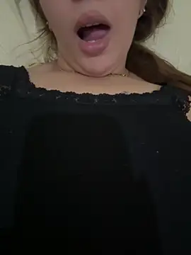 Snapshot of Laila-sexi chatting on October 4, 2025, 11:06 pm Laila-sexi online show from October 4, 2025, 11:06 pm