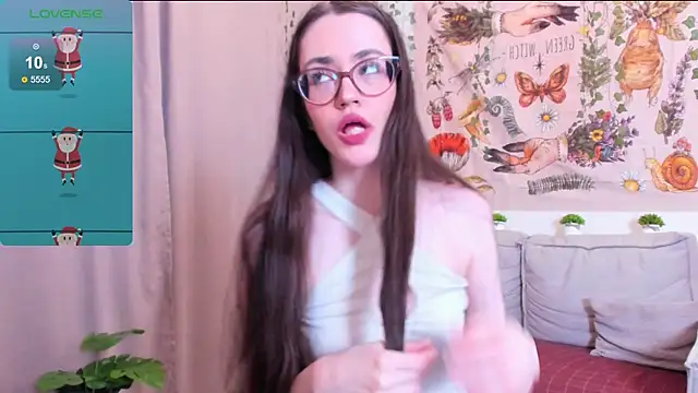 Snapshot of bellacatlovesmeat chatting on December 21, 2025, 2:57 am bellacatlovesmeat online show from December 21, 2025, 2:57 am