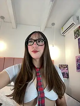 emily  walker online show from February 6, 2026, 4:08 am