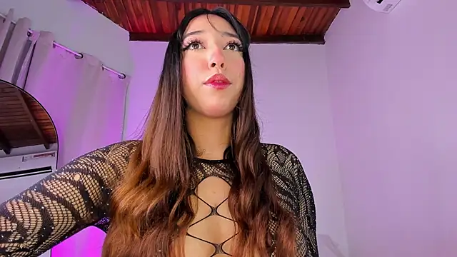 emily  walker online show from April 13, 2026, 2:59 am