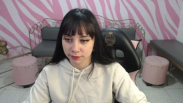 Snapshot of saabrina_ chatting on December 14, 2025, 1:28 pm saabrina online show from December 14, 2025, 1:28 pm