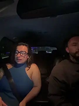 liz and thiago online show from December 22, 2025, 12:44 am