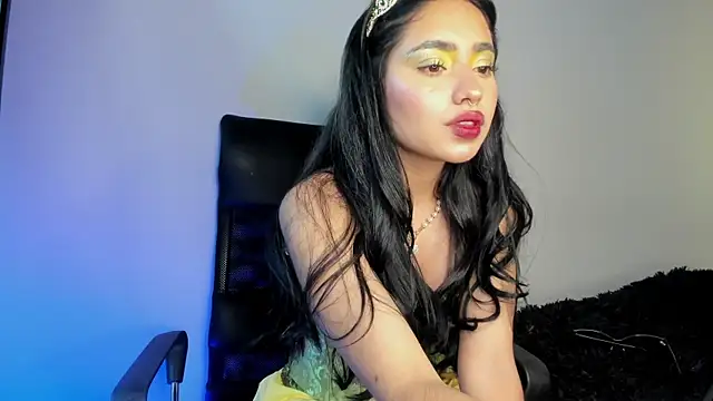 Snapshot of cherry_bunnyx chatting on October 31, 2025, 5:15 am cherry bunnyx online show from October 31, 2025, 5:15 am