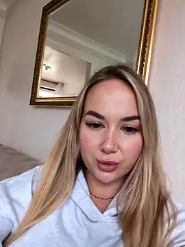 BarbieDolly x online show from October 23, 2025, 1:43 pm