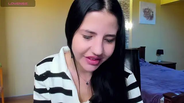 Snapshot of Malibu_J chatting on November 19, 2025, 9:42 am Malibu J online show from November 19, 2025, 9:42 am