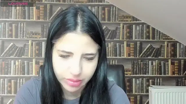 Snapshot of Malibu_J chatting on November 7, 2025, 8:52 am Malibu J online show from November 7, 2025, 8:52 am