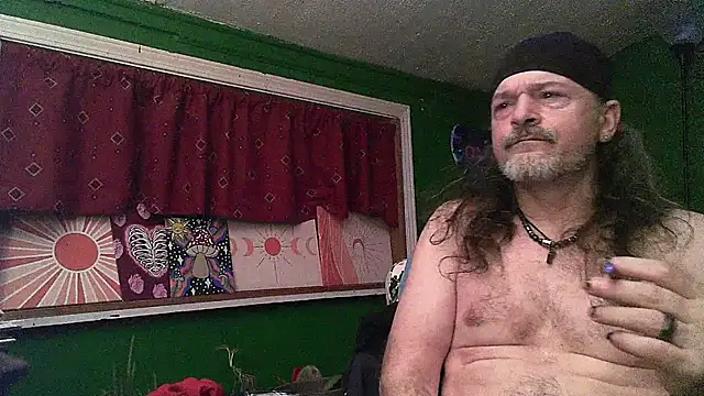 HippieDad333 online show from April 3, 2026, 4:52 am