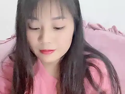 Snapshot of Lie_liee chatting on December 4, 2025, 1:32 pm Lie liee online show from December 4, 2025, 1:32 pm