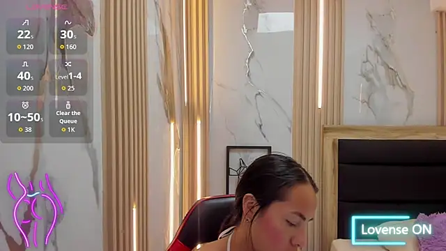 SAMANTHABENET online show from January 9, 2026, 12:23 pm