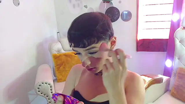 David Fox01 online show from November 6, 2025, 7:07 pm