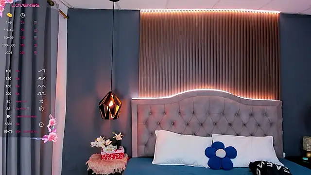 Tiffany  charm  online show from February 22, 2026, 4:04 am