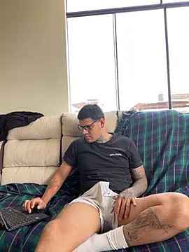 roa alee online show from November 5, 2025, 7:17 pm