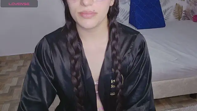 CattleyaAngel online show from March 16, 2026, 8:00 pm