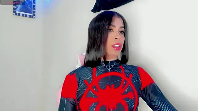 Snapshot of Sophia_Velarie chatting on September 27, 2025, 12:06 am Sophia Velarie online show from September 27, 2025, 12:06 am