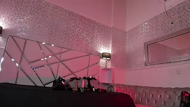 MaraBlake  online show from March 13, 2026, 9:09 pm