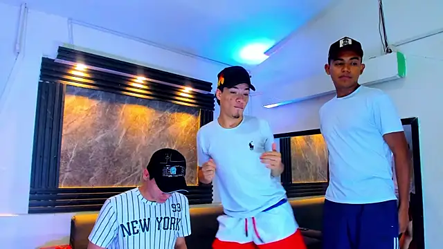 liam coleman25 online show from November 15, 2025, 4:27 am