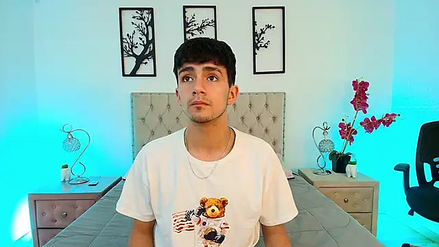 Snapshot of Axel_Draven chatting on October 9, 2025, 11:22 am Axel Draven online show from October 9, 2025, 11:22 am