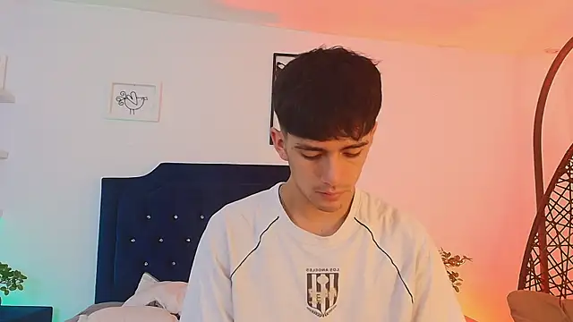 Snapshot of Axel_Draven chatting on October 25, 2025, 11:31 am Axel Draven online show from October 25, 2025, 11:31 am