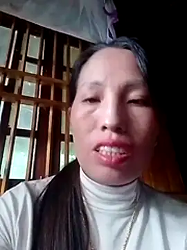 Sera sexy01 online show from October 27, 2025, 1:28 am