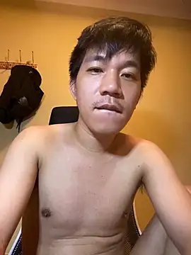Snapshot of asian_guy_69 chatting on November 30, 2025, 10:32 pm asian guy 69 online show from November 30, 2025, 10:32 pm