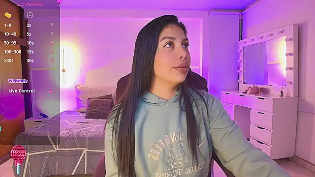 kloe28 online show from March 27, 2026, 3:59 am