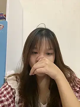 Snapshot of Hanaa07_ chatting on October 15, 2025, 12:31 am Hanaa07 online show from October 15, 2025, 12:31 am