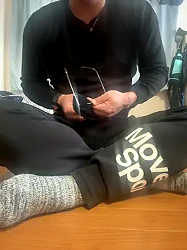 Snapshot of queen_slave1221 chatting on October 20, 2025, 11:16 pm queen slave1221 online show from October 20, 2025, 11:16 pm