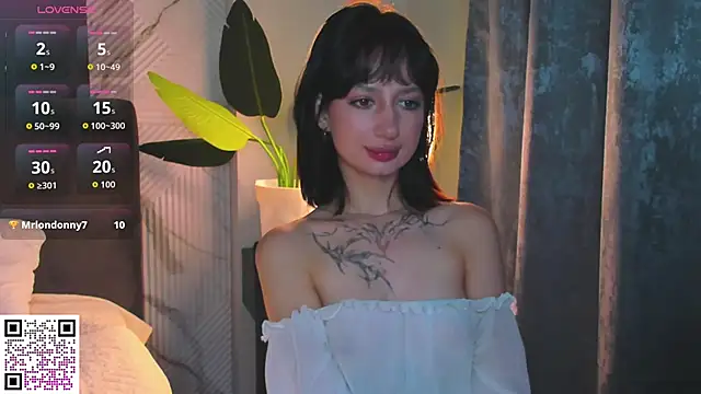 Snapshot of Michelle_Murray chatting on November 19, 2025, 1:16 am Michelle Murray online show from November 19, 2025, 1:16 am