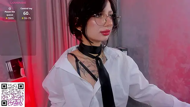 Snapshot of Michelle_Murray chatting on October 29, 2025, 4:17 pm Michelle Murray online show from October 29, 2025, 4:17 pm