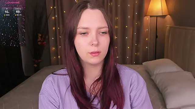 Monica  Queen online show from April 14, 2026, 5:23 am