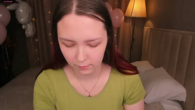 Monica  Queen online show from April 6, 2026, 5:30 am