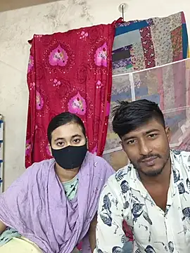 Snapshot of Love_Queen11 chatting on November 10, 2025, 4:23 pm Love Queen11 online show from November 10, 2025, 4:23 pm