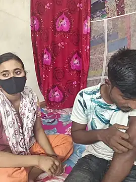 Snapshot of Love_Queen11 chatting on November 9, 2025, 4:22 pm Love Queen11 online show from November 9, 2025, 4:22 pm