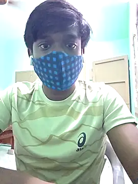 Snapshot of handsome_blg_tam chatting on November 22, 2025, 10:14 am handsome blg tam online show from November 22, 2025, 10:14 am