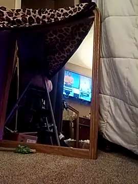 Snapshot of FreaxxxyAngel chatting on October 28, 2025, 7:51 am FreaxxxyAngel online show from October 28, 2025, 7:51 am