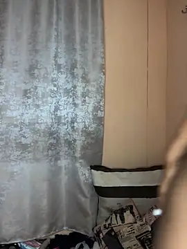 Snapshot of Caramel102004 chatting on November 19, 2025, 10:21 pm Caramel102004 online show from November 19, 2025, 10:21 pm