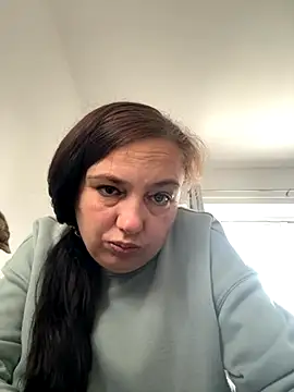 Eleanorxx online show from October 8, 2025, 9:44 am