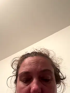 Eleanorxx online show from October 15, 2025, 9:01 pm