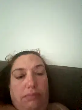 Eleanorxx online show from September 26, 2025, 6:42 am