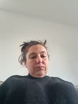 Eleanorxx online show from October 6, 2025, 8:59 am