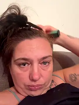 Eleanorxx online show from October 1, 2025, 8:02 pm