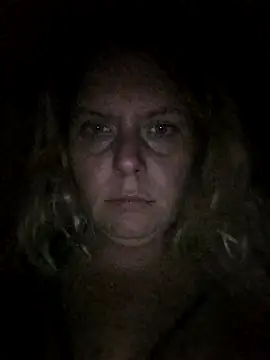 Snapshot of Fiona696 chatting on October 6, 2025, 3:24 pm Fiona696 online show from October 6, 2025, 3:24 pm