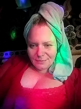 Snapshot of Fiona696 chatting on October 2, 2025, 4:54 pm Fiona696 online show from October 2, 2025, 4:54 pm