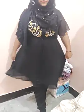 Snapshot of Miss_Rose__ chatting on November 26, 2025, 7:03 pm Miss Rose online show from November 26, 2025, 7:03 pm