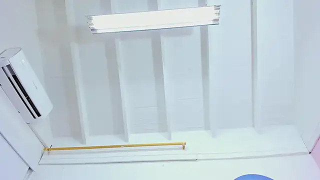 Snapshot of melevansxs chatting on November 12, 2025, 8:34 pm melevansxs online show from November 12, 2025, 8:34 pm