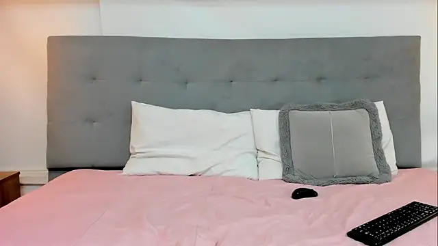 KelaniSilva online show from November 8, 2025, 8:34 pm