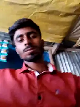 Snapshot of LesserUpset chatting on December 16, 2025, 5:33 am LesserUpset online show from December 16, 2025, 5:33 am