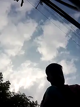 Snapshot of LesserUpset chatting on November 5, 2025, 2:47 am LesserUpset online show from November 5, 2025, 2:47 am